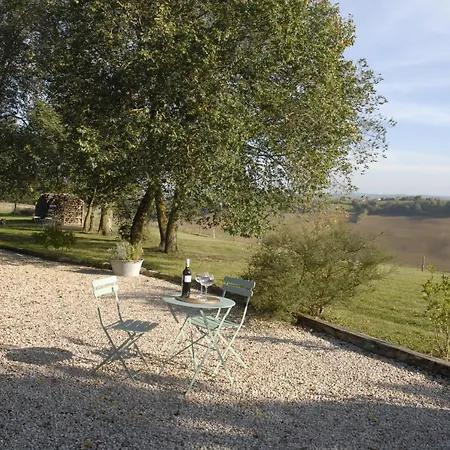 Ferienwohnung Au Pajot Ambax Exterior photo